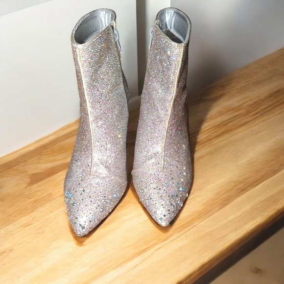 Shoes - Shimmering Silver Ankle Booties
